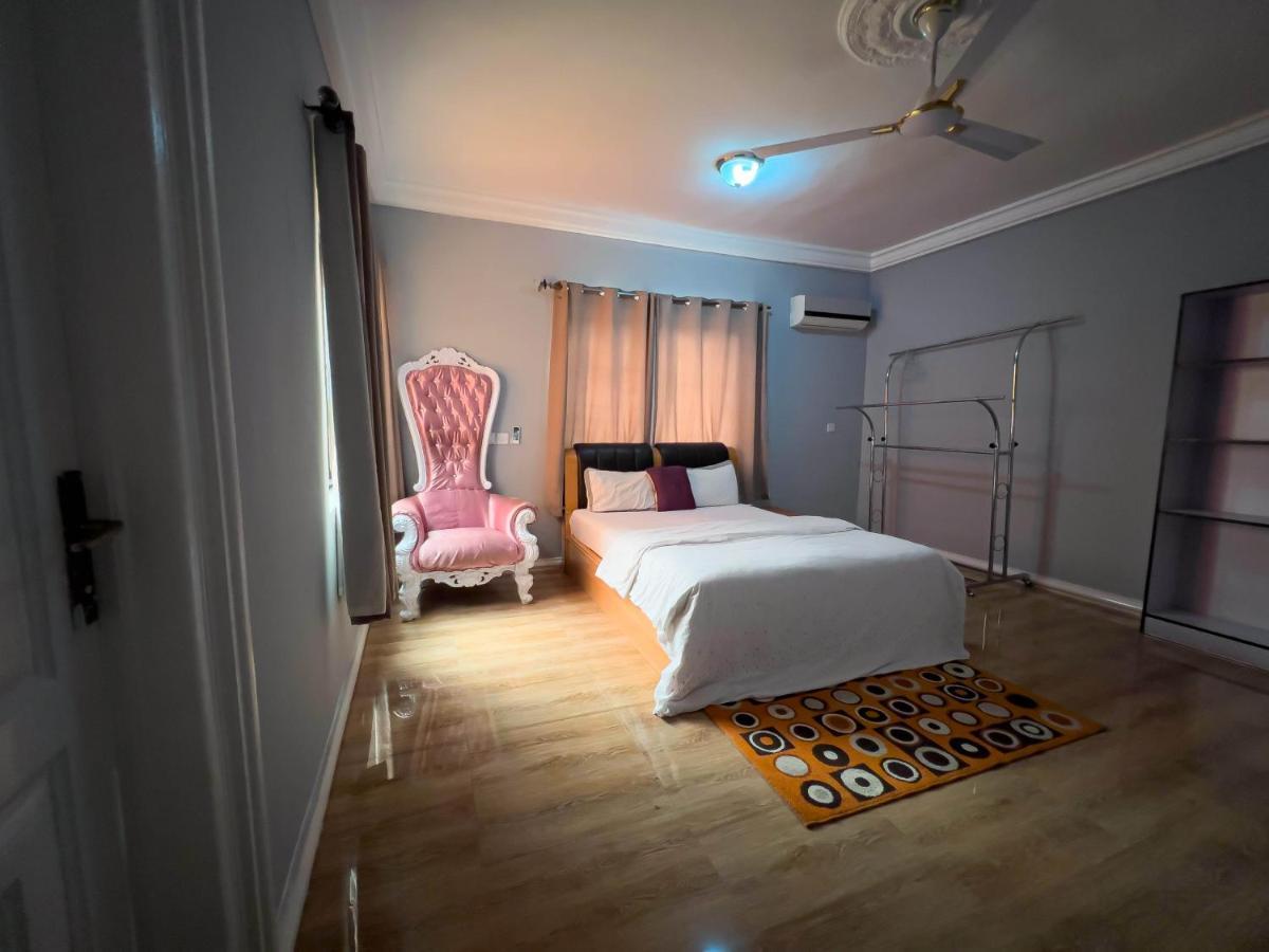 T'S Place Adenta المظهر الخارجي الصورة
