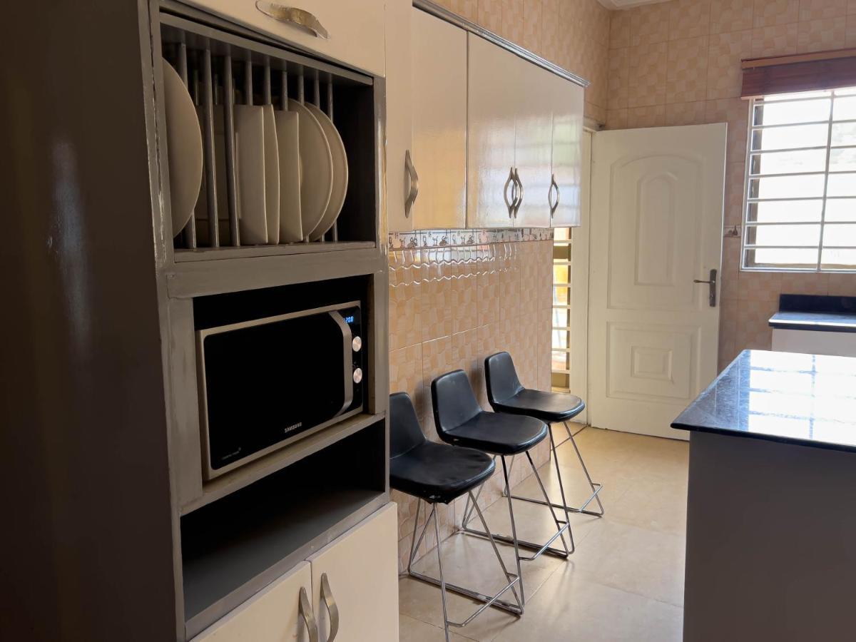 T'S Place Adenta المظهر الخارجي الصورة