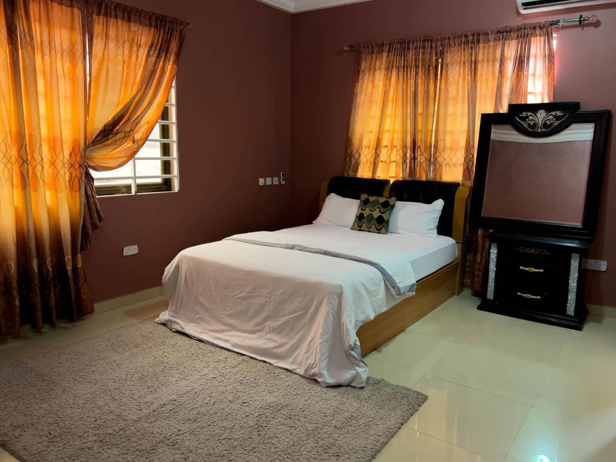 T'S Place Adenta المظهر الخارجي الصورة