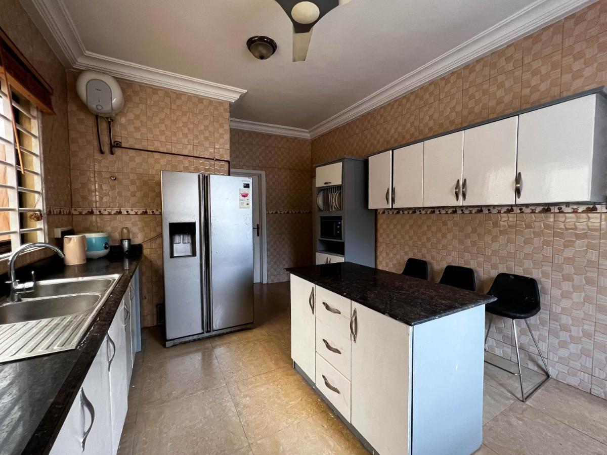 T'S Place Adenta المظهر الخارجي الصورة