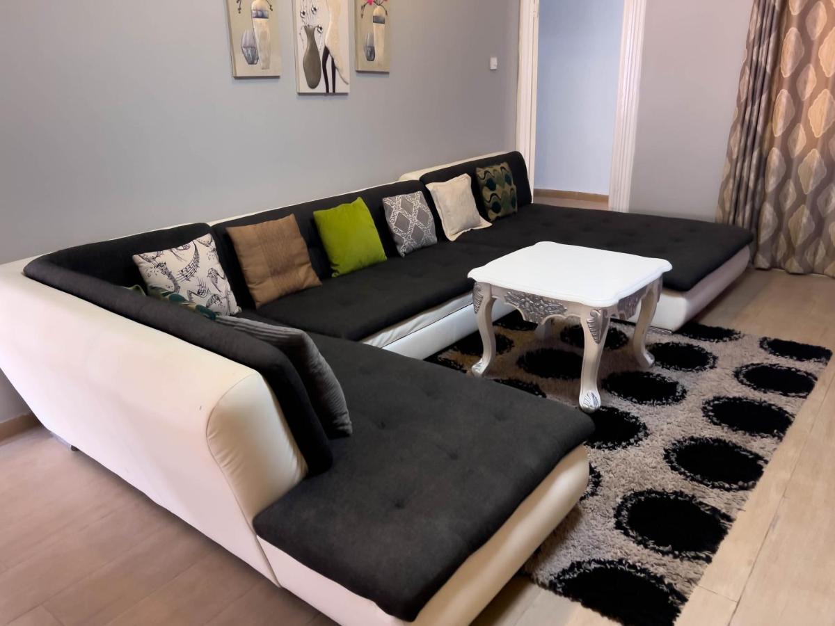 T'S Place Adenta المظهر الخارجي الصورة